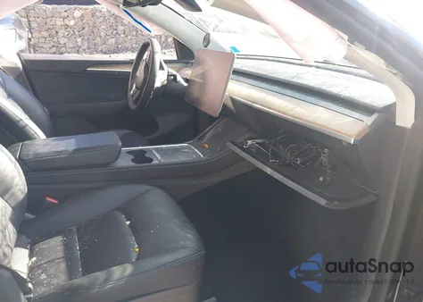 2022 Tesla Model Y Long Range Dual Motor All-Wheel Drive из США, поврежденный, VIN 7SAYGDEE2NA014887